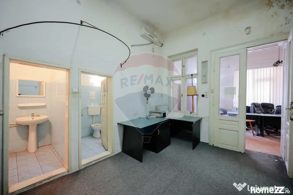 Apartament de vânzare cu 3 camere, str. Cuza Vodă, ultr... - Oradea (Bihor)