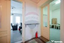 Apartament de vânzare cu 3 camere, str. Cuza Vodă, ultr...