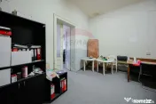 Apartament de vânzare cu 3 camere, str. Cuza Vodă, ultr... 