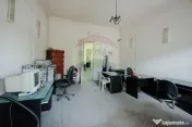Apartament de vânzare cu 3 camere, str. Cuza Vodă, ultr...
