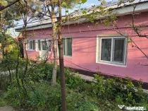 Casă cu 4 camere, mobilată, Mosteni, 35000 EUR