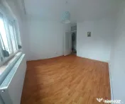 Apartament 3 camere de vânzare – Micro 21 | Etaj 2/4 | Centrală Ariston | Izolat 