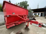 Sărăriță tractată pentru tractor – împrăștietor sare și material antiderapant