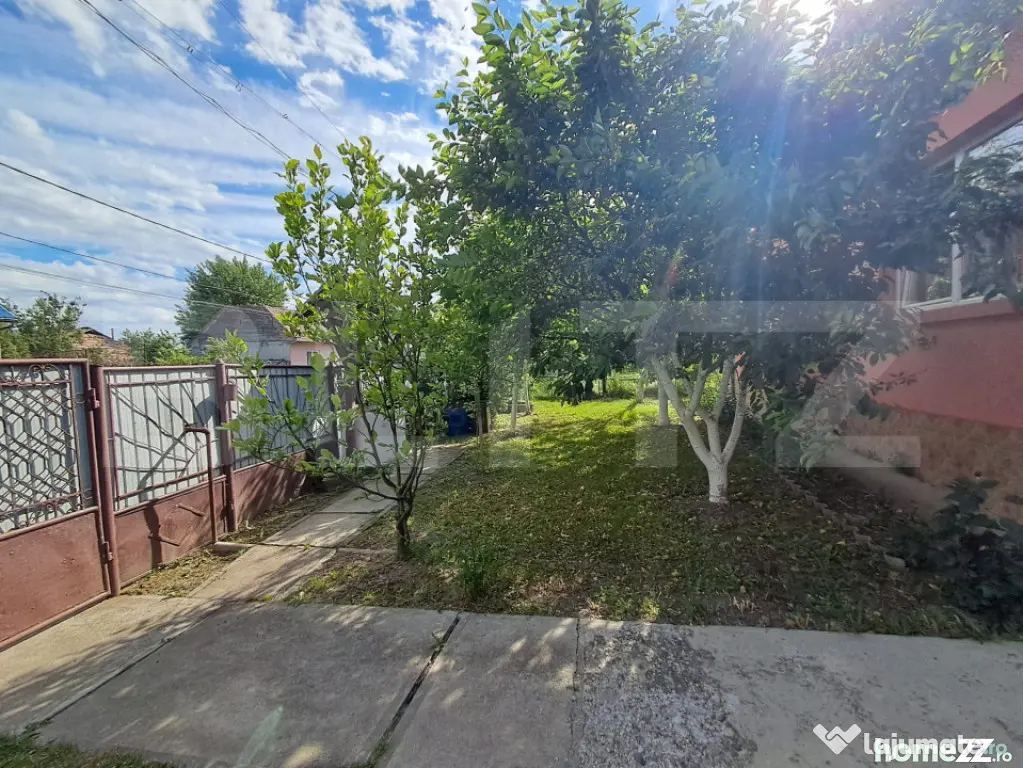 Casă de vânzare, 138 mp, 2.750 mp teren intravilan, zona N - Nazna (Mures)