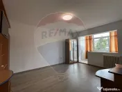 Garsoniera 30+mpu Metrou Bloc Anvelopat Vedere Spate 