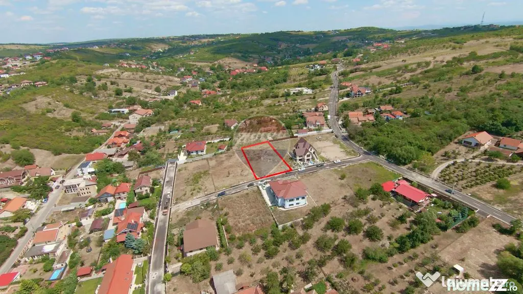De vânzare teren 1.230 mp, zona Dealuri Oradea - Gheorgh... - Oradea (Bihor)