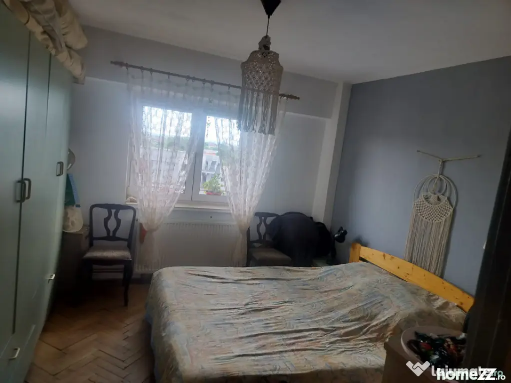 Apartament 3 camere decomandat, Cartier Sărari, zona Spanie - Craiova (Dolj)