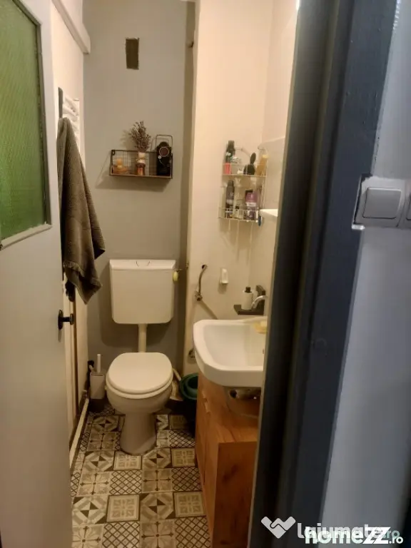 Apartament 3 camere decomandat, Cartier Sărari, zona Spanie - Craiova (Dolj)