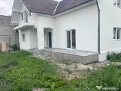 Casa langa piata Decebal