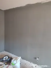 Echipa de 2 Meseriași – Renovări și Finisaje Interioare la Cheie