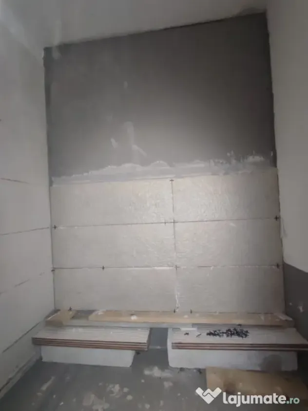 Echipa de 2 Meseriași – Renovări și Finisaje Interioare la Cheie