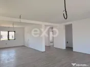 De vanzare casa Crevedia/Samurcasi 