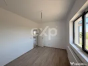 De vanzare casa Crevedia/Samurcasi 