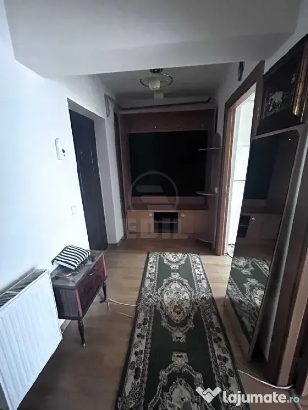 Apartament de o camera, zona Florilor
