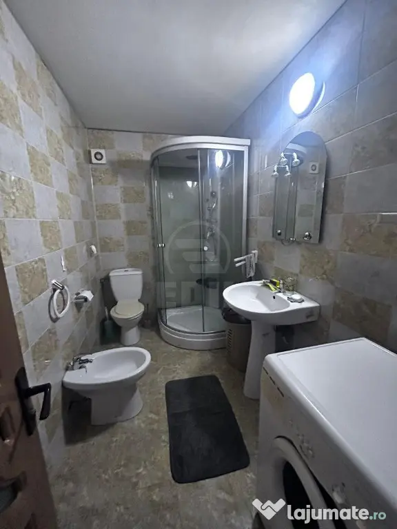 Apartament de o camera, zona Florilor