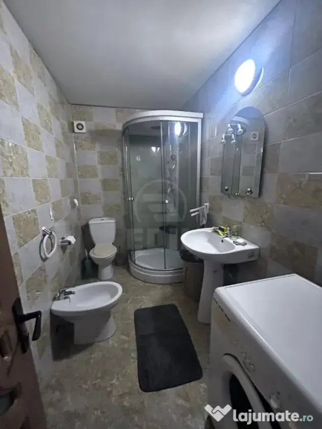 Apartament de o camera, zona Florilor