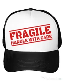 Sapca personalizata Fragile Alb