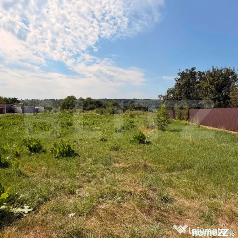 Teren intravilan, 3600 mp, în Bogdănești, zona Profi - Bogdanesti (Suceava)