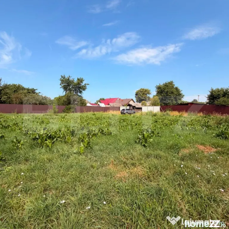 Teren intravilan, 3600 mp, în Bogdănești, zona Profi - Bogdanesti (Suceava)
