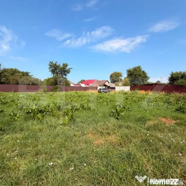 Teren intravilan, 3600 mp, în Bogdănești, zona Profi - Bogdanesti (Suceava)