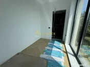 Vila tip DUPLEX 5 camere- 4 bai, curte 250 MP 