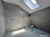Vila tip DUPLEX 5 camere- 4 bai, curte 250 MP 