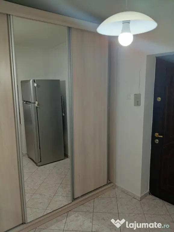 Vitan mall etaj 2 decomandat