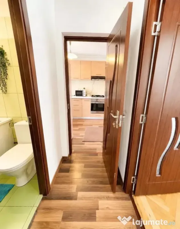 Apartament 3 camere decomandat | 65 mp utili | Priveliște p