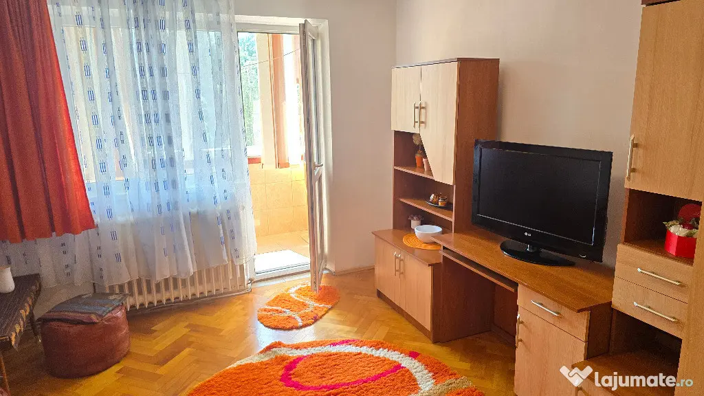 Vand apartament 2 camere cu intrari separate Deva, Al. Jiului, mobilat