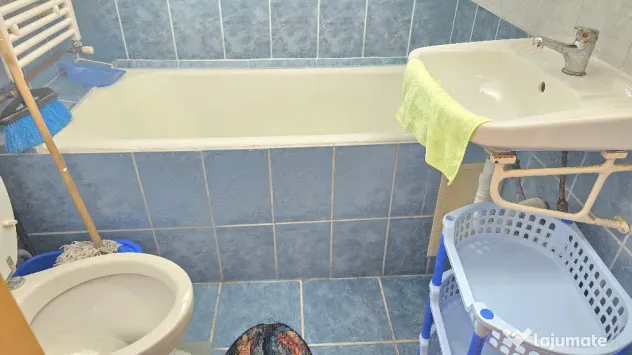 Vand apartament 2 camere cu intrari separate Deva, Al. Jiului, mobilat
