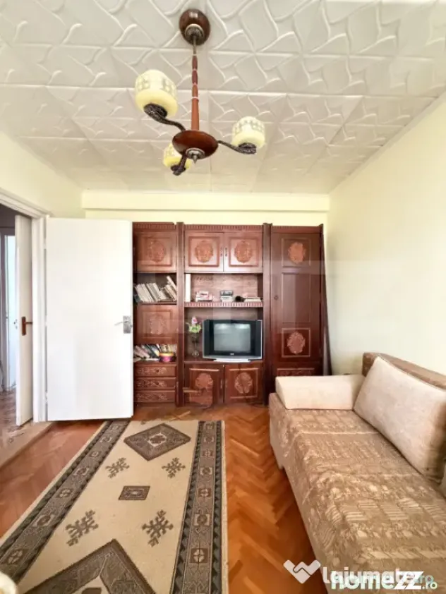 Apartament cu 2 camere, 47 mp, etaj 3, zona Micro II