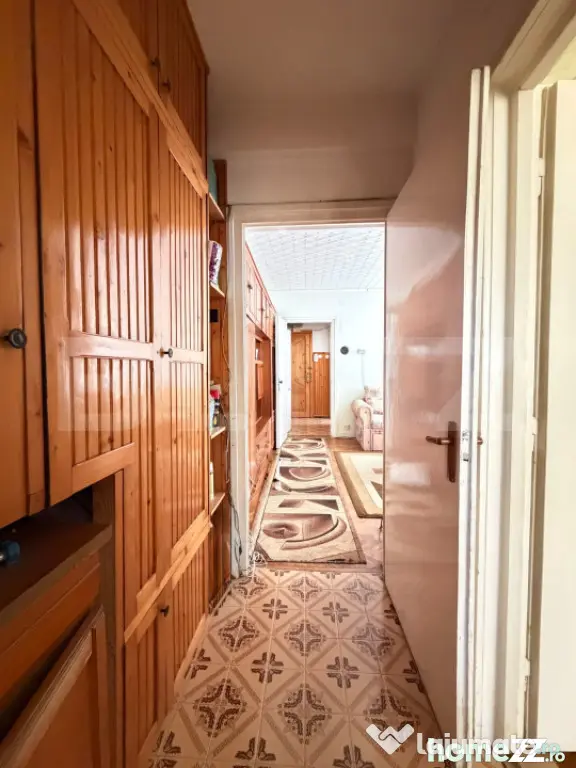 Apartament cu 2 camere, 47 mp, etaj 3, zona Micro II