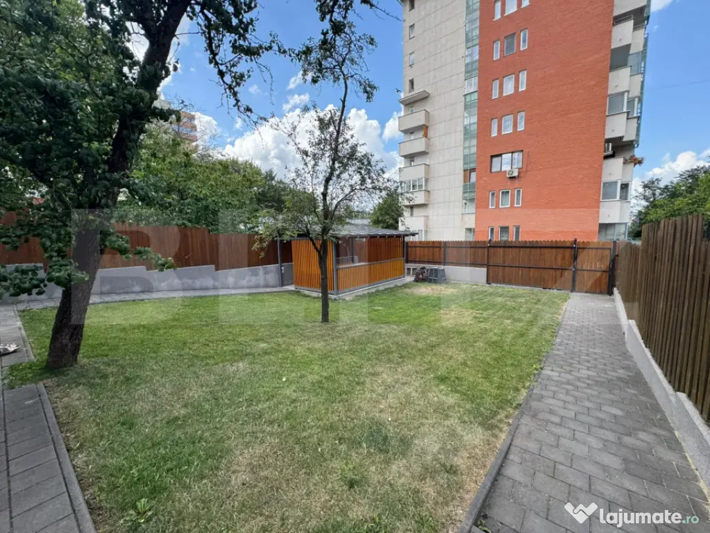 Clădire de Birouri Modernă – 500 mp, Superfinisată, Ter