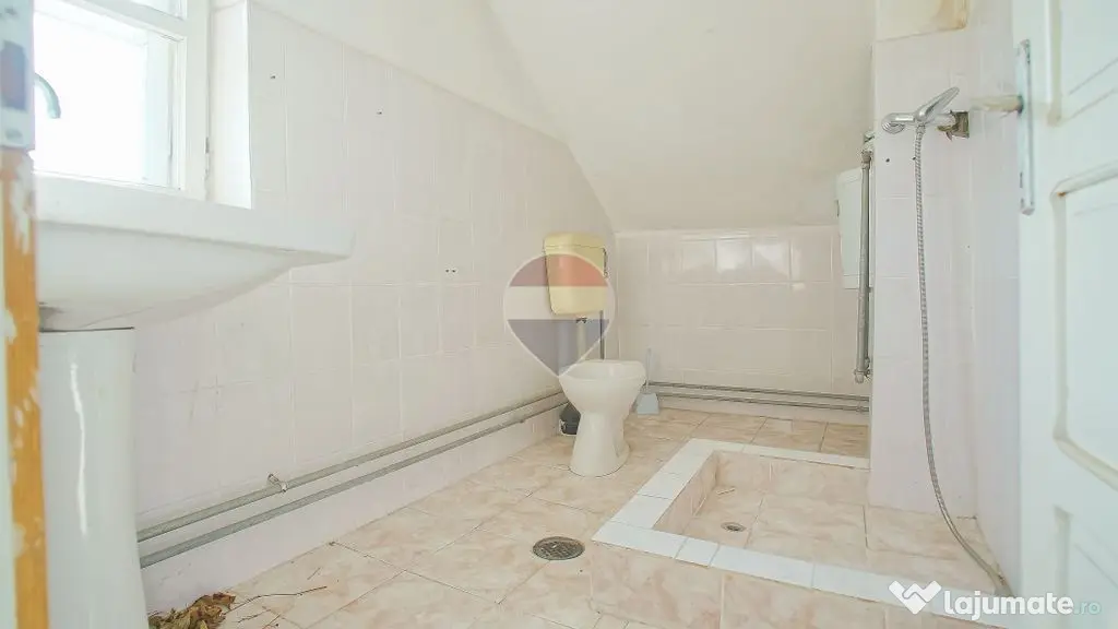 Casă + teren de vânzare – comision 0%