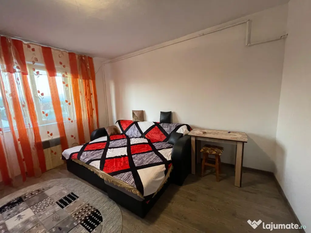 Inchiriez garsonira Targu Jiu