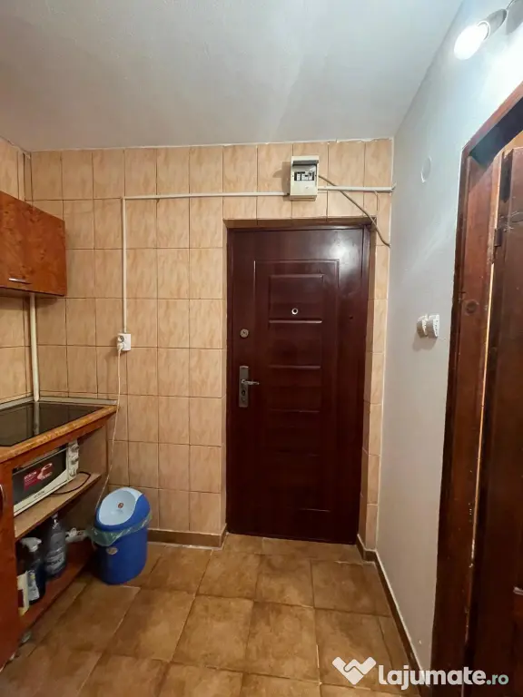 Inchiriez garsonira Targu Jiu