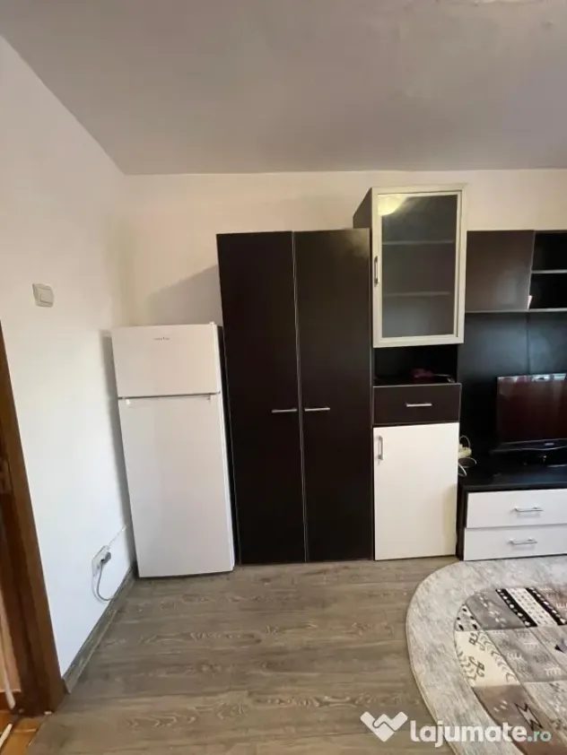 Inchiriez garsonira Targu Jiu