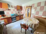 4 camere-decomandat-Etaj 4 din 8-97,35 mp- 13 septembrie/Seb 