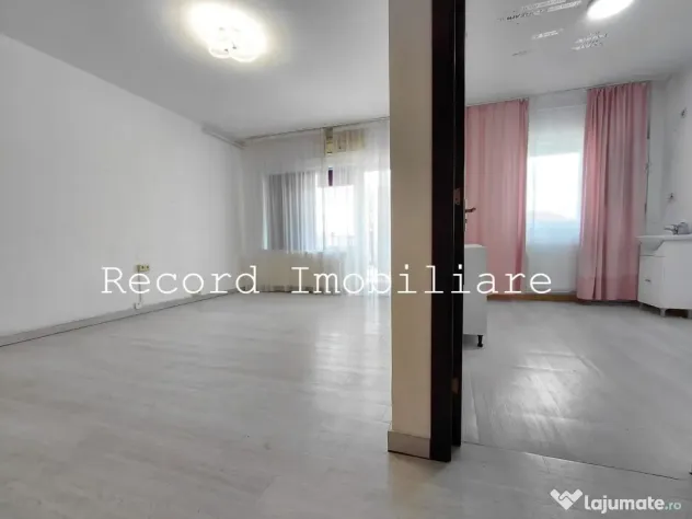 Spatiu comercial pretabil salon infrumusetare Floresti