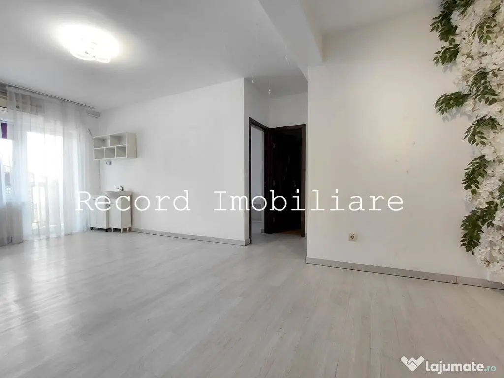 Spatiu comercial pretabil salon infrumusetare Floresti