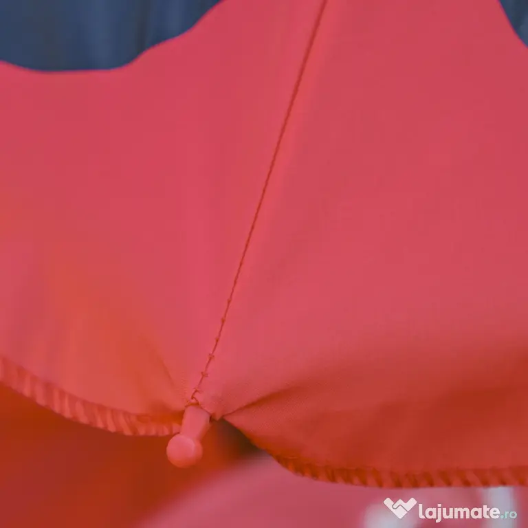 Outsunny Set masă de grădină cu 2 scaune pliabile, masă și scaune pentru copii în aer liber cu umbrelă din metal și poliester, roșu | Aosom Romania