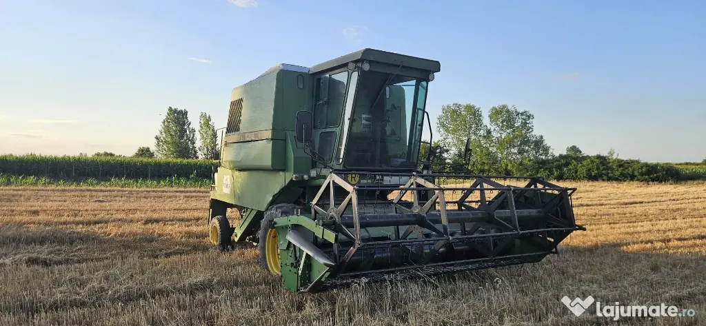 Combina John Deere 1065