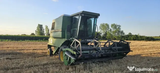 Combina John Deere 1065