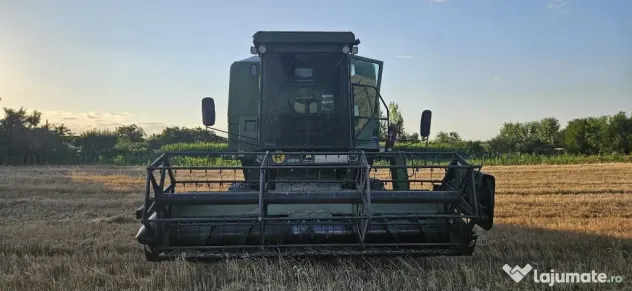Combina John Deere 1065