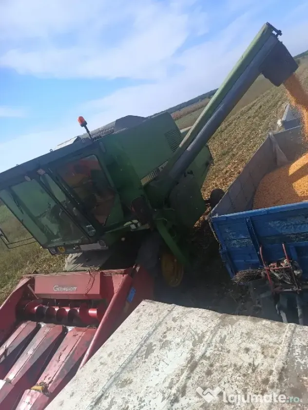 Combina John Deere 1065