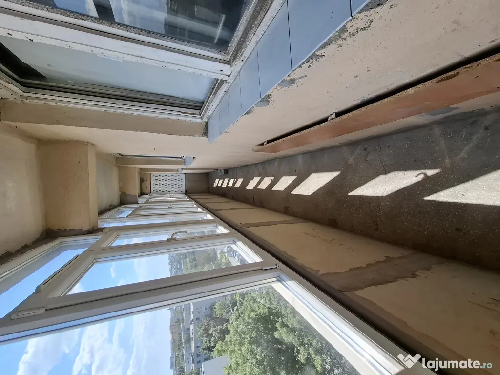 Apartament 3 camere, decomandat. Bloc reabilitat. Drumul Taberei. Proprietar