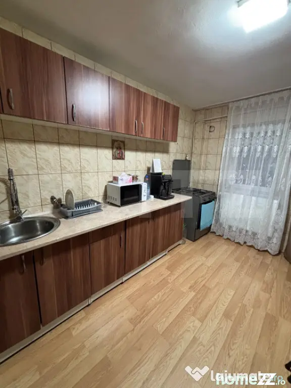 Apartament decomandat cu 3 camere, 61 mp, Burdujeni - Suceava (Suceava)