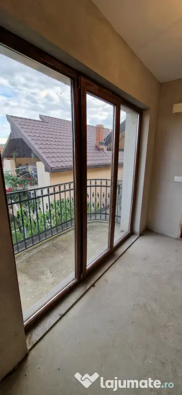 Casă de vânzare, 86 mp, zona Iancu Jianu - Olt
