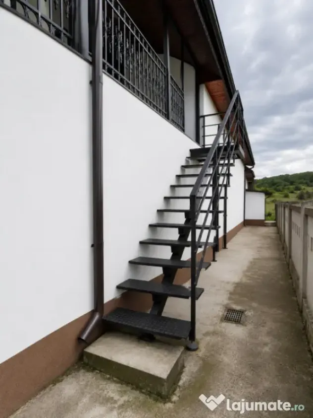 Casă de vânzare, 86 mp, zona Iancu Jianu - Olt