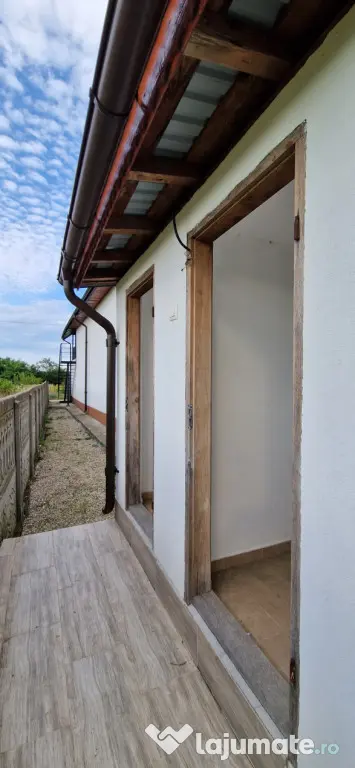 Casă de vânzare, 86 mp, zona Iancu Jianu - Olt